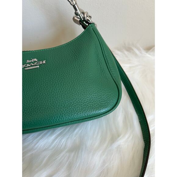 Coach Teri Shoulder Bag Leather Silver/Green - Picture 5 of 9